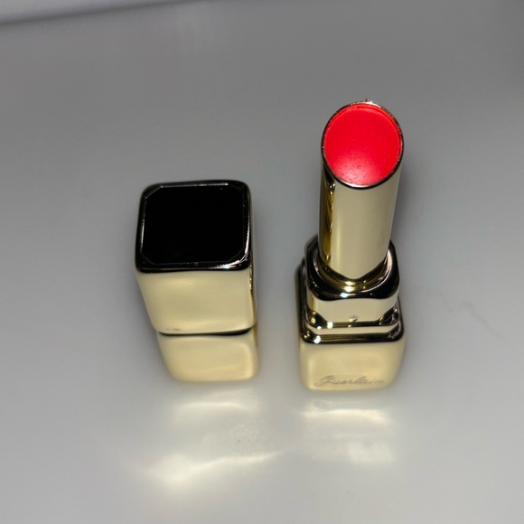 ❣️Guerlain 749 LOVE TULIP Lipstick BRAND NEW❣️ - Picture 4 of 12